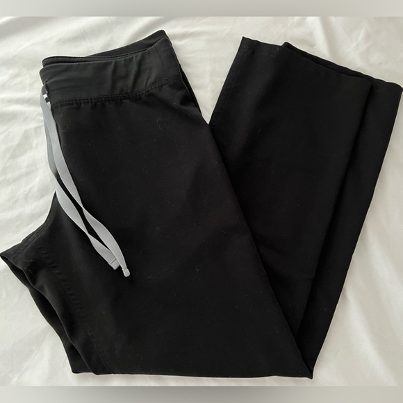 Figs High Waisted Livingston™ Basic Scrub Pants Extra-small, Petite - Picture 5 of 5